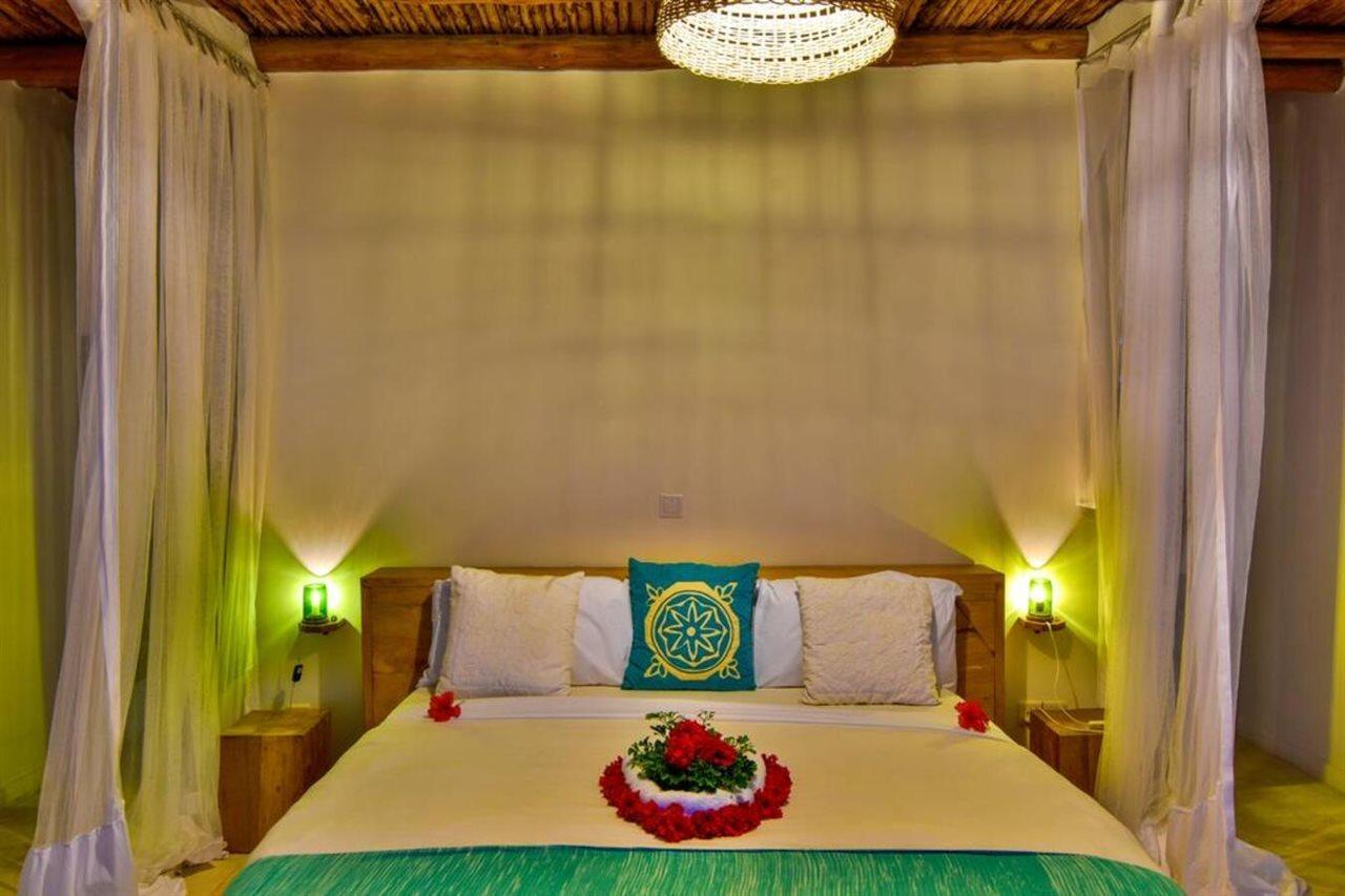 Zanbluu Beach Hotel Кивенга Екстериор снимка