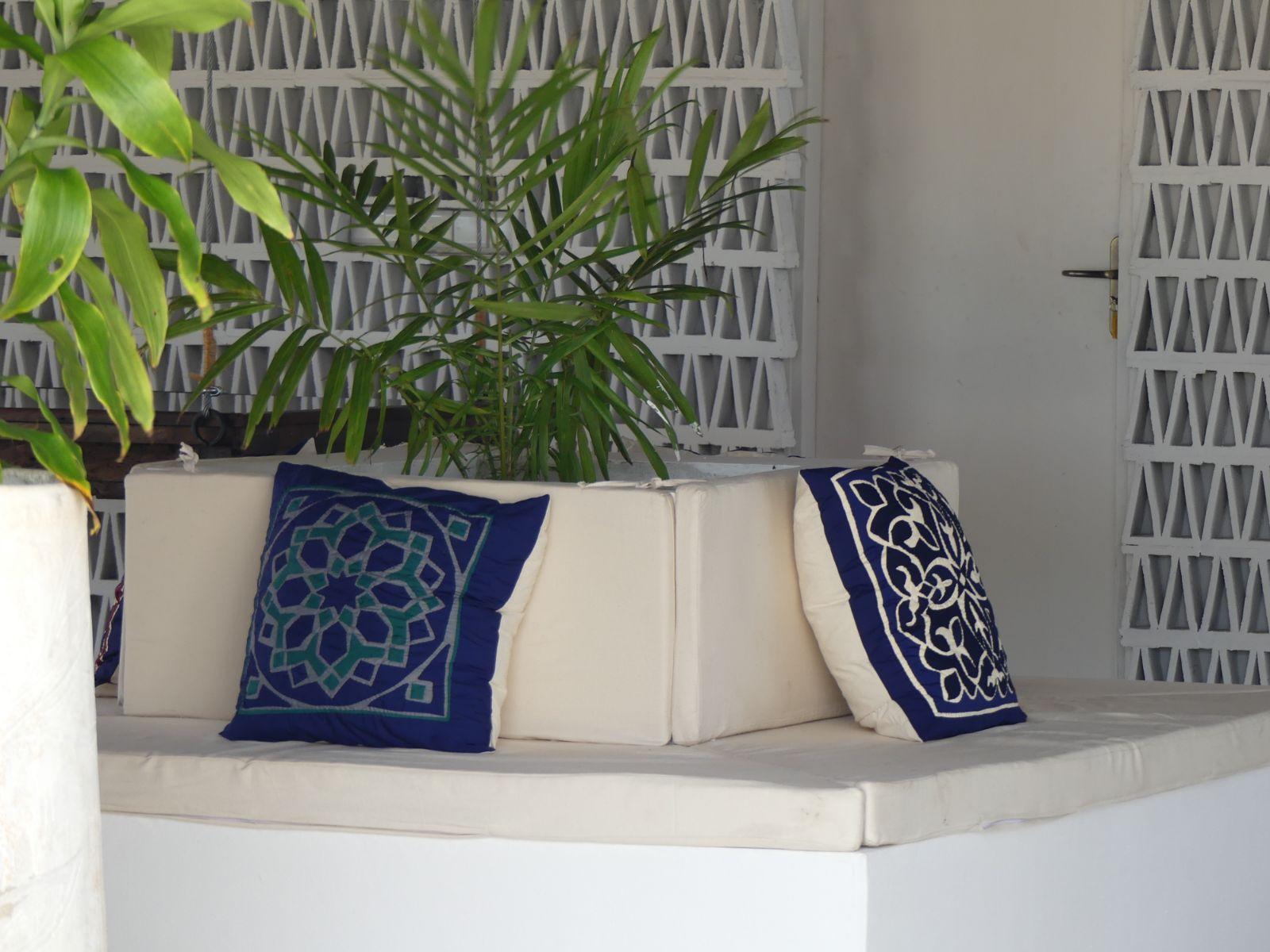 Zanbluu Beach Hotel Кивенга Екстериор снимка